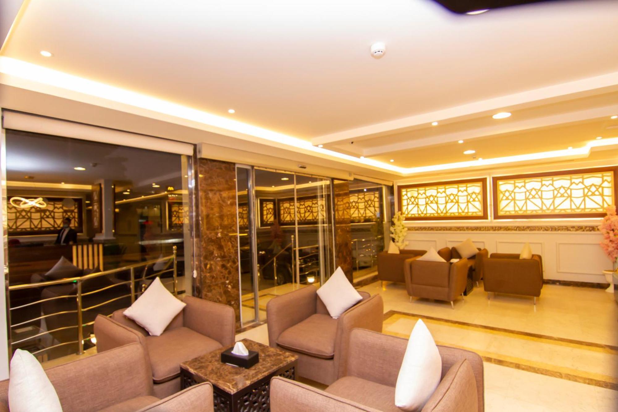 ال متعب سويتس المرسلات Aparthotel Рияд Екстериор снимка